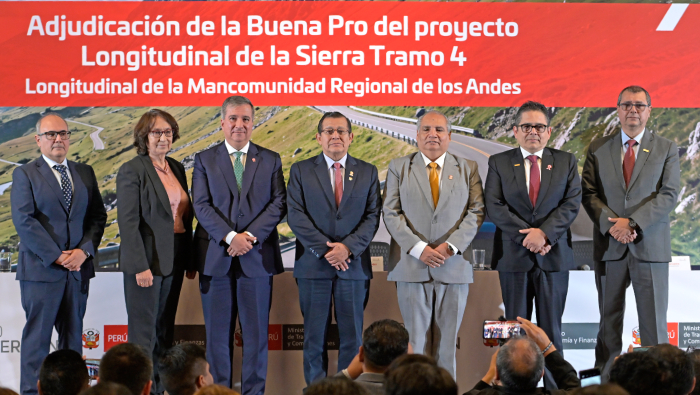 Gobierno adjudica concesión de la Longitudinal de la Sierra Tramo 4 que beneficiará a cinco regiones
